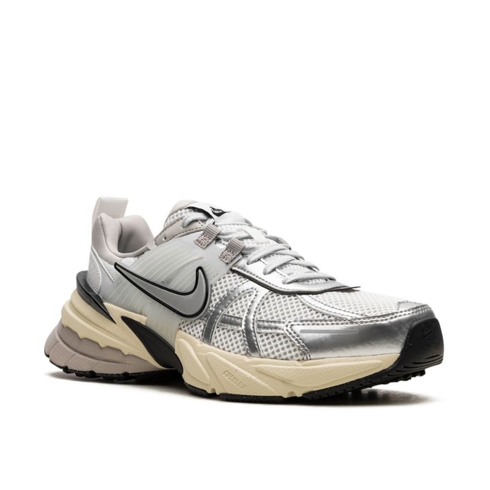 NIKE V2K “Metallic Silver” sneakers.